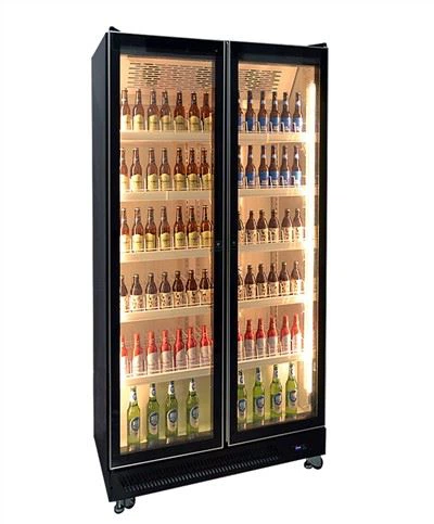 Nápojová sklenená vitrína